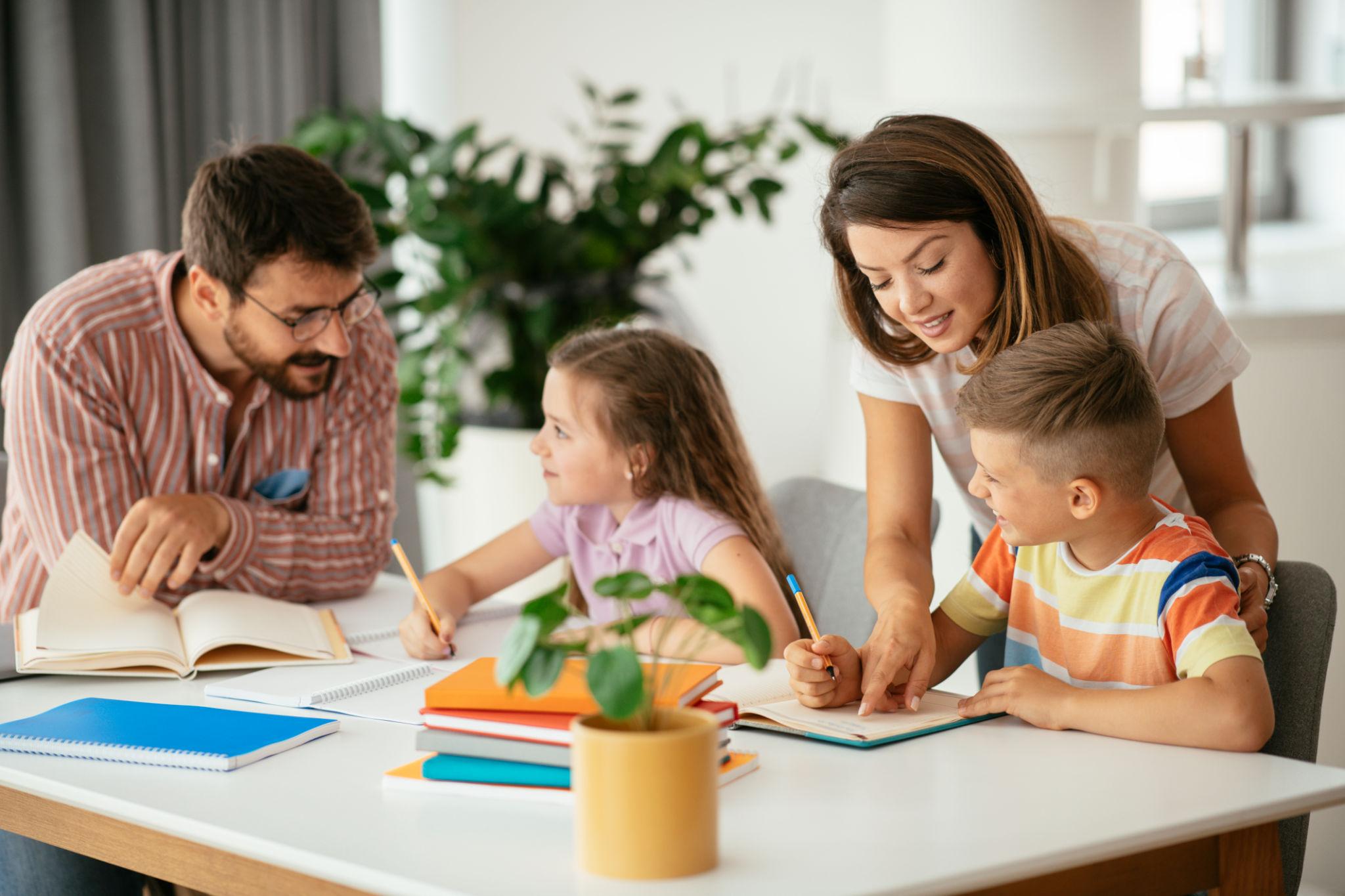 Parenting Tips: Balancing Family Time With a Busy Schedule
